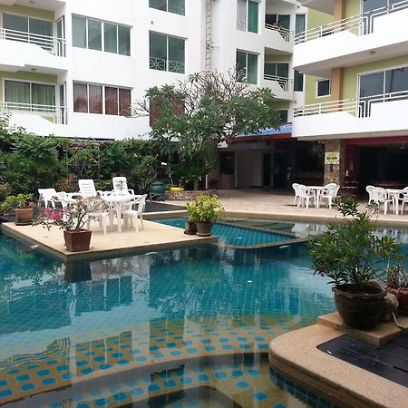 Daisy Residence Pantai Jomtien Luaran gambar