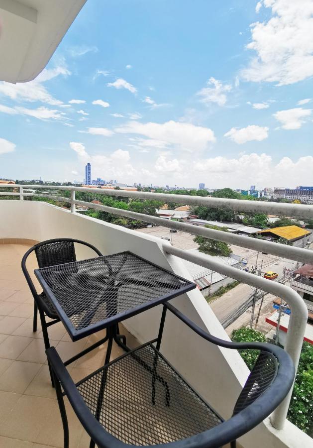 Daisy Residence Pantai Jomtien Luaran gambar